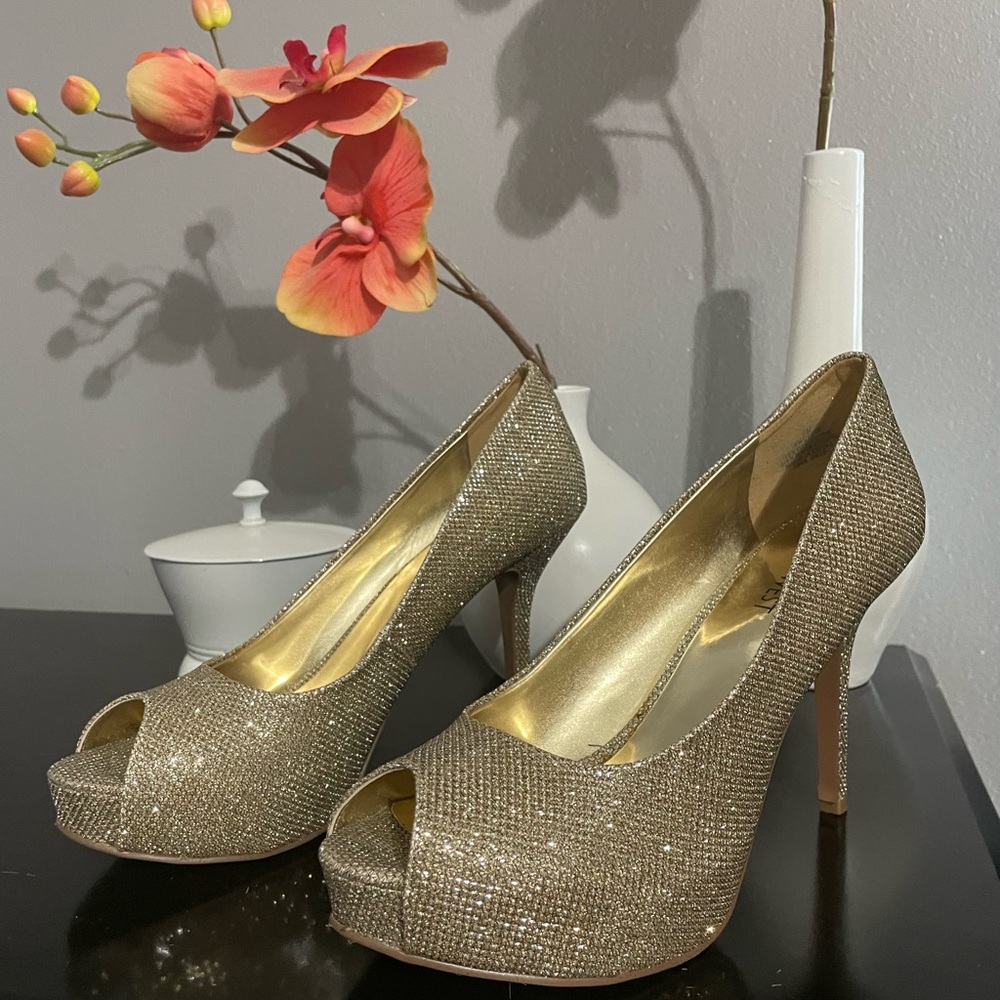 Nine west sparkly peep toe heels